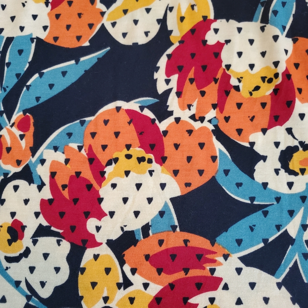 LuLaRoe Randy Shirt - Picture 2 of 5